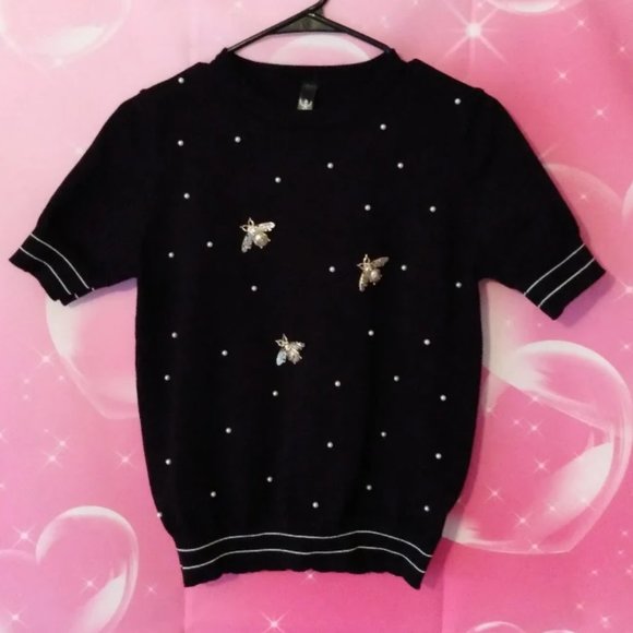 PEARLY BEE SWEATER TOP 🐝🖤 - Picture 1 of 4